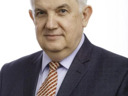 DR. FURĂU: ESTE INADMISIBIL SĂ MUȚI MATERNITATEA ÎN SPITALUL TBC DIN GRĂDIȘTE