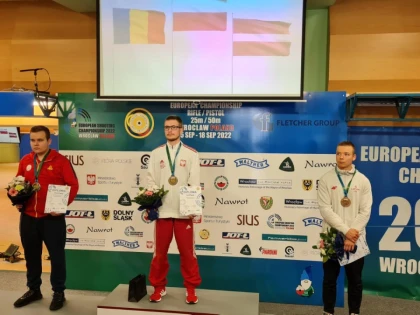 Drept la țintă: arădeanul Luca Joldea - argint european de juniori în proba de pistol liber! (FOTO)
