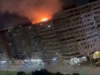 Dronă rusească prăbușită pe un bloc din Galați. Două persoane au fost rănite