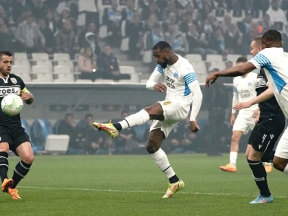 Dueluri echilibrate în sferturile cupelor europene: PAOK-ul lui Lucescu, eşec la limită pe Velodrome