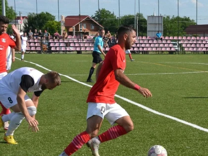 Dueluri tari la Felnac și Curtici, în etapa a treia a Ligii a IV-a