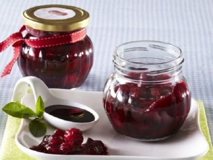 Dulceață de cireșe cu mentă după rețeta bunicii