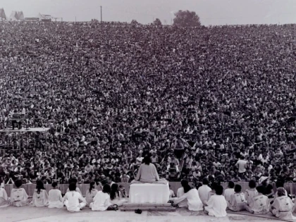 Duminică, 15 august 2021