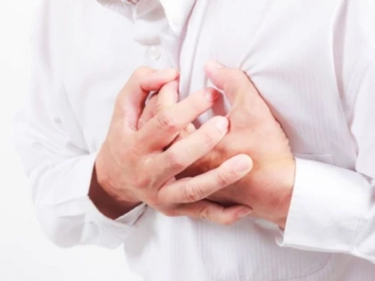 DURERILE DIN PIEPT POT ASCUNDE O POSIBILA PNEUMONIE
