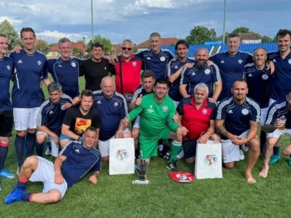Echipa de old boys a Bihorului a câștigat turneul internațional organizat de UTA (FOTO)