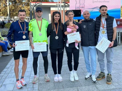 Echipa de ștafetă mixt a CS Universitatea Arad este vicecampioană națională la cros