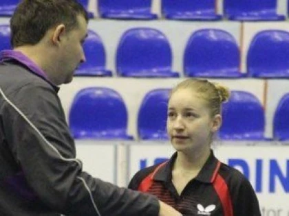 Echipa feminină secundă a CSM-ului, pe podiumul Diviziei A la tenis de masă