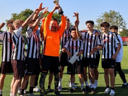 Echipa Liceului Teoretic din Pâncota a câştigat Trofeul "Ludovic Bonyhadi"