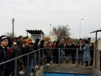 Elevi ai Liceului Tehnologic de Construcții si Protecția Mediului, în vizită la Stația de Epurare