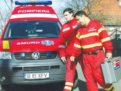 ELEVI DE LA O SCOALA DIN ILFOV, PRELUATI DE SMURD DUPA CE S-AR FI INTOXICAT CU VAPORI DE CLOR