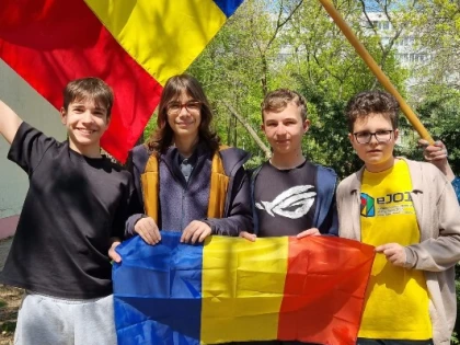 Elevii români au câștigat 6 medalii de aur și 2 de argint la o competiție internațională de informatică