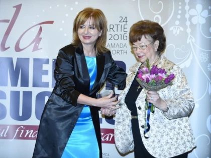 ELI LĂSLEAN, INVITATĂ LA GALA FEMEILOR DE AFACERI DIN FINANȚE – BĂNCI