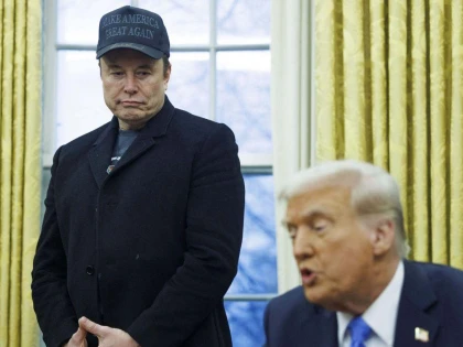 Elon Musk ar putea trimite un milion de sateliți în spațiu