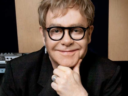 Elton John, internat de urgență la terapie intensivă