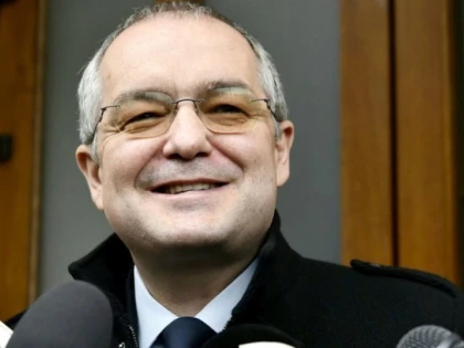 Emil Boc reîncălzește ciorba cu regionalizarea României prin desființarea județelor, o idee de pe vremea PDL