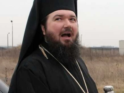 EPISCOPUL ORADIEI, ARĂDEANUL SOFRONIE DRINCEC, VIZAT ÎNTR-UN DOSAR DE CORUPȚIE