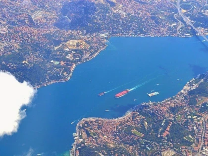 Erdogan închide Strâmtoarea Bosfor - Convenţia de la Montreux a devenit trecut