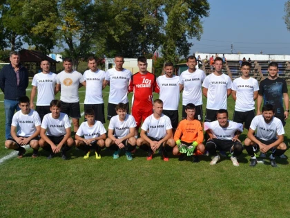 Etapa a zecea din Liga 4 Arad a început cu duelul de la Ineu, sâmbătă e derby pentru șefie!