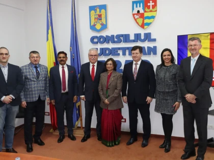 Evenimente culturale comune, după întâlnirea ambasadorului Indiei cu președintele Consiliului Județean Arad