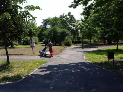 EXACT CUM ANTICIPAM: PARCUL DE PE MAL A FOST DISTRUS INTENTIONAT, IAR ACUM ESTE REABILITAT CU FIRMELE DE CASA