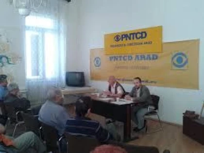 EXCLUSIV: A FOST ODATA UN PARTID ISTORIC - TARANISTII ARADENI PLEACA DIN SEDIUL DE PE BULEVARDUL REVOLUTIEI