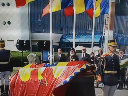 EXILUL A LUAT SFÂRȘIT! REGINA ANA A AJUNS ACASĂ PENTRU TOTDEAUNA