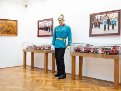 Expoziția „Eroi la datorie: pompierii și comunitatea arădeană", la Complexul Muzeal Arad