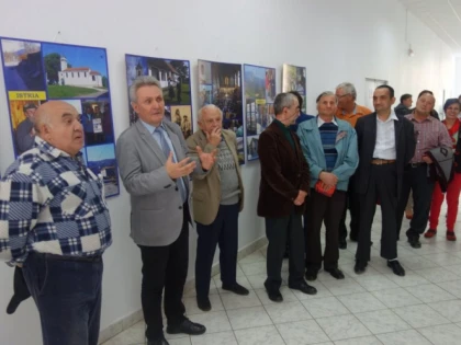 Expoziția itinerantă ”Românii de la marginea lumii” a ajuns la Anina