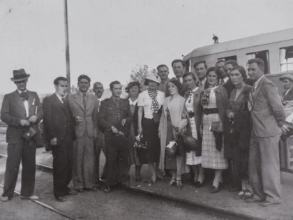 Expoziție de fotografie - Cercetările monografice de la Sâmbăteni