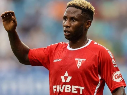 Ezekiel Imoh se desparte de UTA, Rednic aduce un atacant argentinian!