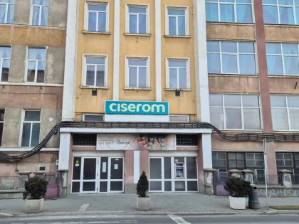 Fabrica de ciorapi din Sebeș se închide, după un secol. Zeci de angajați rămân fără loc de muncă
