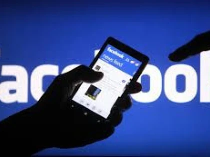 FACEBOOK PREGATESTE O NOUA VERSIUNE PROFESIONALA A SITE-ULUI  SAU DE INTERNET