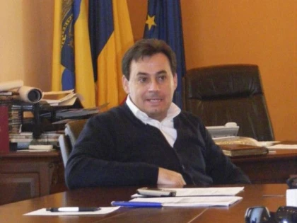 Falcă ne explică de ce s-a îndrăgostit brusc de PSD, care până mai ieri nu iubea Aradul
