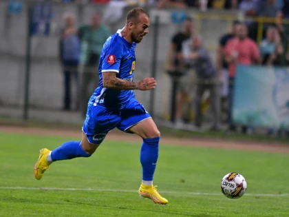 Farul lui Hagi este noul lider al Superligii! Etapa a șasea, cu puține reușite