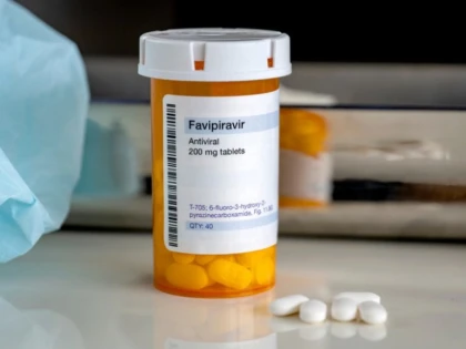 Favipiravir, medicamentul care tratează gripa și coronavirusul, ajunge în România