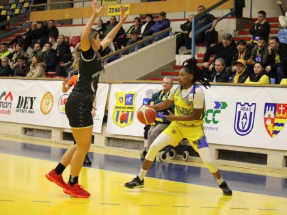 FCC UAV Arad începe cu victorie play-off-ul. 83-72 cu Sportul Studențesc și 1-0 la general