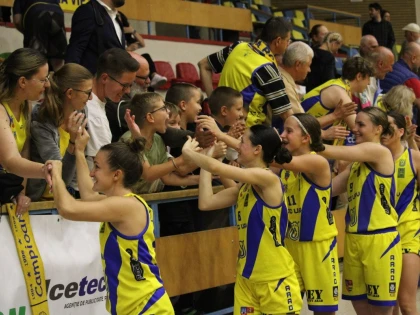 FCC UAV Arad începe sâmbătă play-off-ul, adversara din sferturi este Rapidul