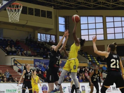 FCC UAV începe play-offul de campionat cu o victorie confortabilă