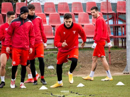 FCSB are motive să se teamă de foştii ei atacanţi! Răzbunarea lui Hora şi Adi Petre