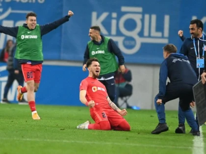 FCSB câștigă în infernul din Bănie și profită de pasul fals al Farului, lupta la titlu relansată!