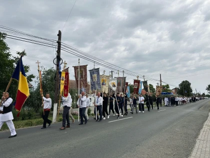 Felnacul păstrează tradiția de Rusalii. Localnicii sunt invitați la „Ieșitul la Țarină”