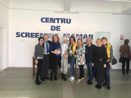 Femeile liberale luptă împotriva cancerului mamar
