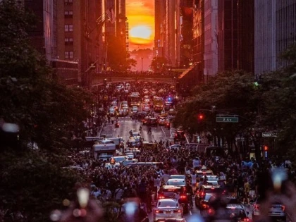 Fenomenul impresionant care atrage an de an mii de oameni la New York