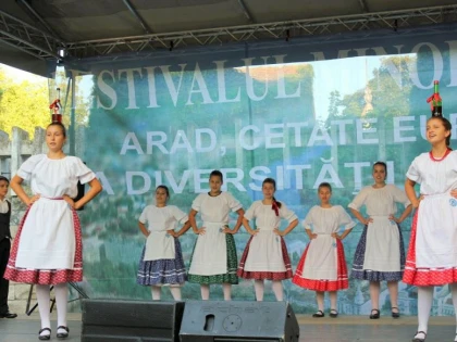 FESTIVALUL MINORITATILOR LA ARAD A AJUNS LA EDITIA A -X-A