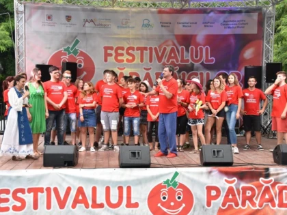 „Festivalul Părădăicilor” de la Macea a bifat cu succes a IX-a ediţie