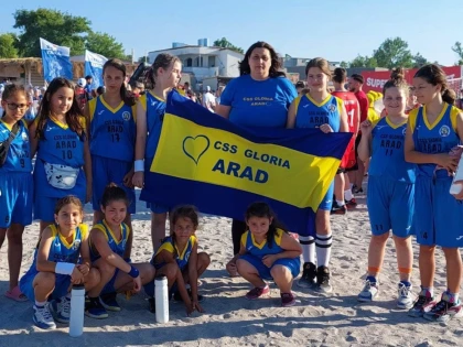 Fetele de la CSȘ Gloria Arad au debutat la Naționalele de minibaschet