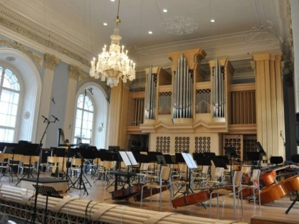 FILARMONICA DE STAT ARAD, ALEASA SA REPREZINTE ROMANIA LA PRAGA
