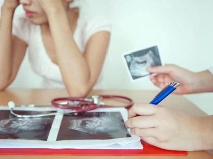 Finlanda modifică legile stricte ale avortului