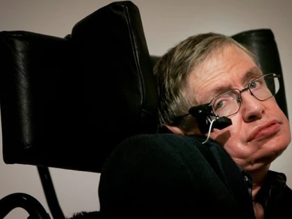 Fizicianul Stephen Hawking a murit la vârsta de 76 de ani