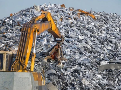 Flagrant la o fabrică din Sântana. Peste 1200 kg de aluminiu, sustrase din companie